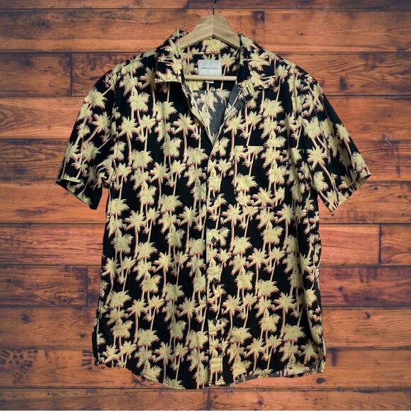 American Eagle Yellow Palm Tree Button Front Shirt Large - Picture 1 of 6